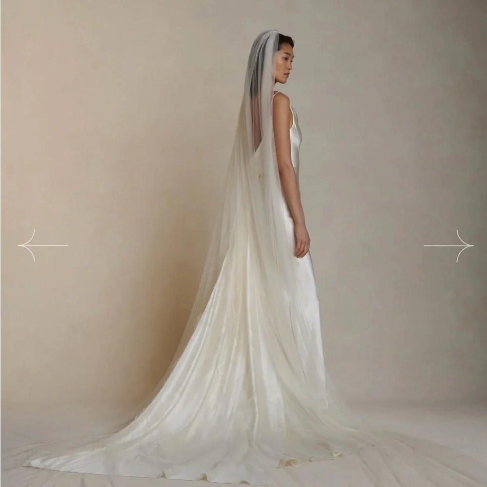 Danielle Frankel Simple Veil Chapel